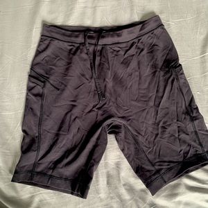 LULULEMON BIKER SHORT- perfect condition